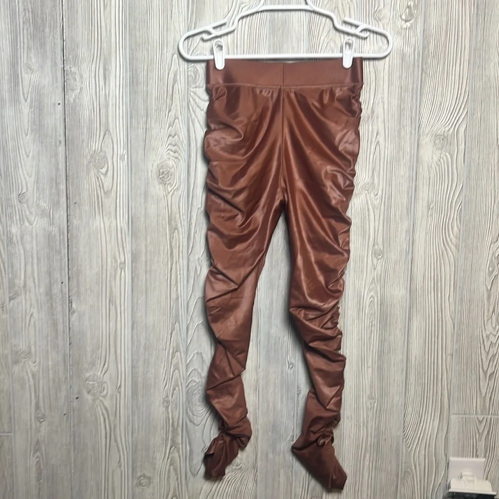 Alo Yoga High-Waist Cinched Ruched Leggings Chestnut Shine Size Small